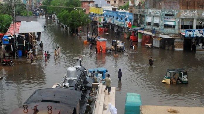 Pakistan floods: Death toll crosses 1000; rains continue to wreak havoc